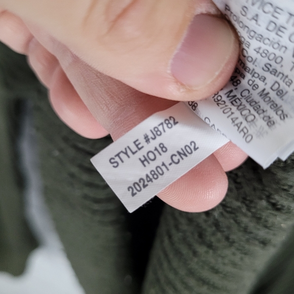 MADEWELL | patch pocket crewneck long sleeve knit pullover sweater Style J8782 - Picture 7 of 7